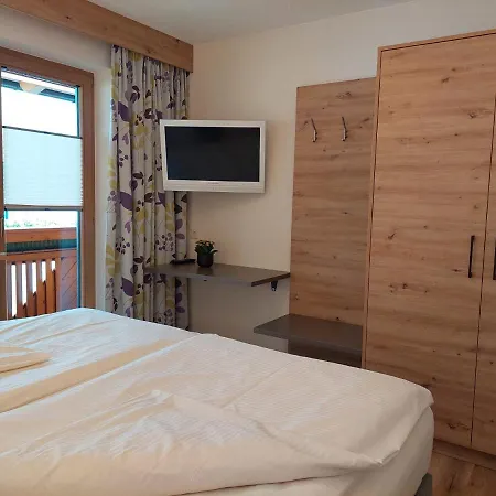 Haus Rene דירה לאנגנפלד