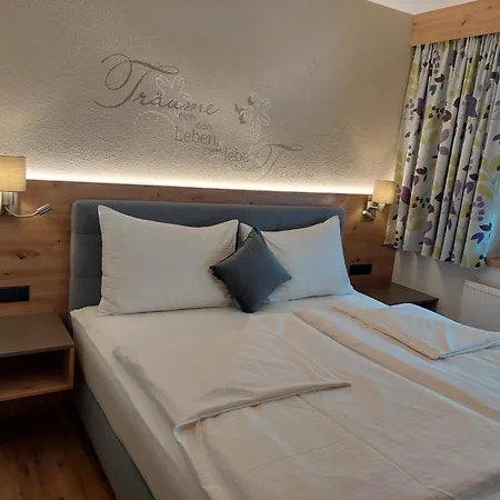 Haus Rene * Langenfeld